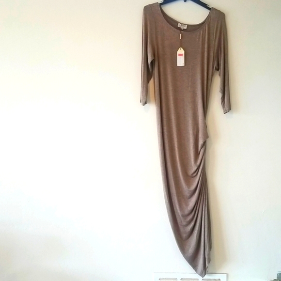 Other - XL Maxx Studio Form fitting Ruched Maxi Dress
